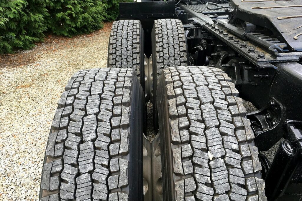 2020 CUM LT625 6×4 Day Cab