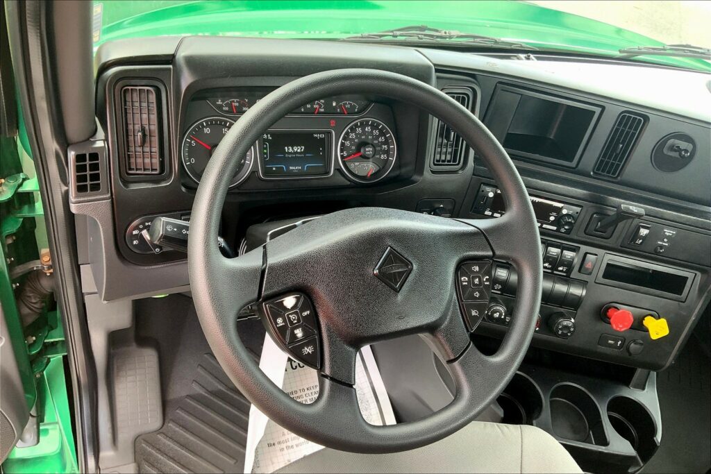 2020 INT LT625 6×4 Day Cab