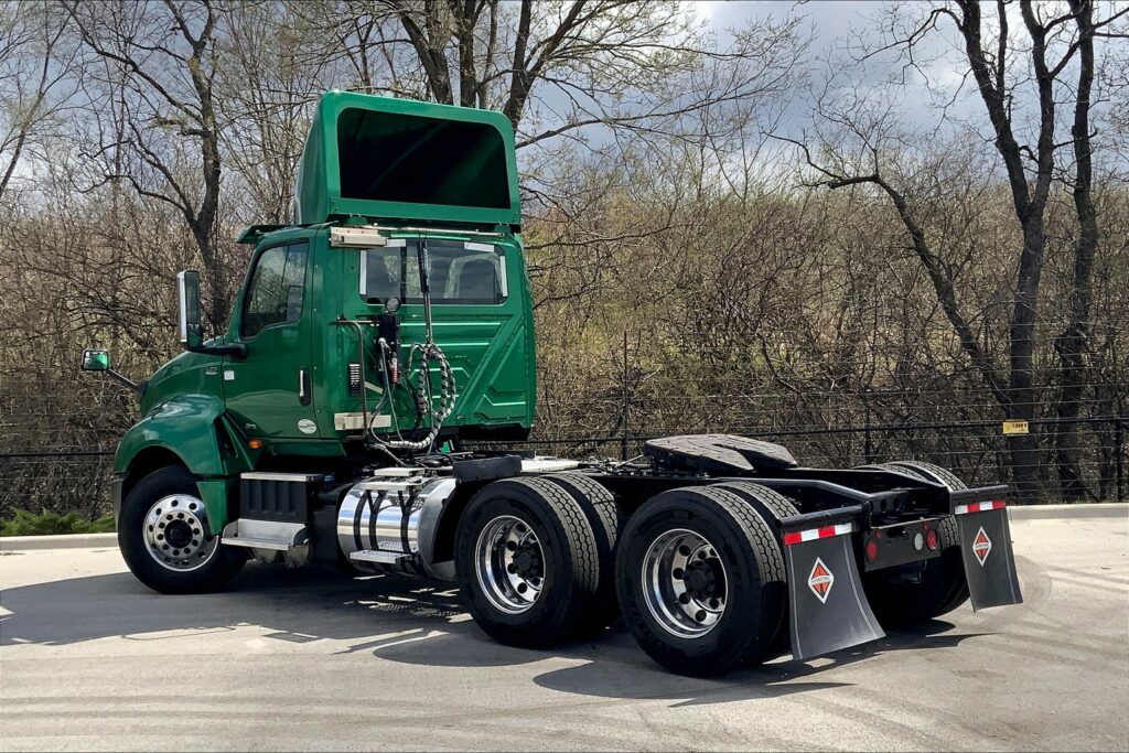 2020 INT LT625 6×4 Day Cab