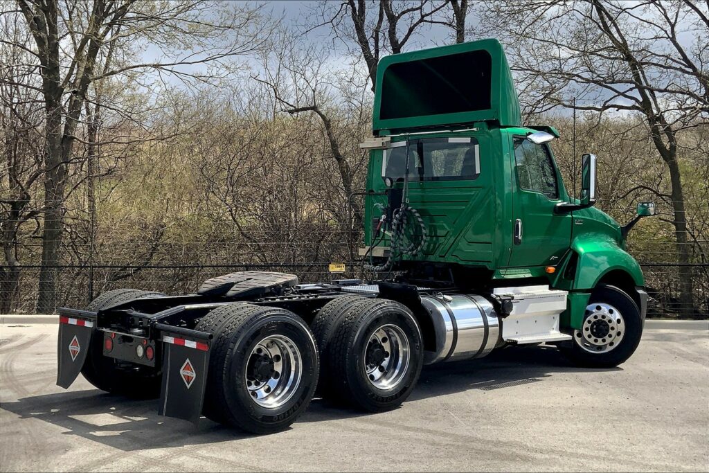 2020 INT LT625 6×4 Day Cab