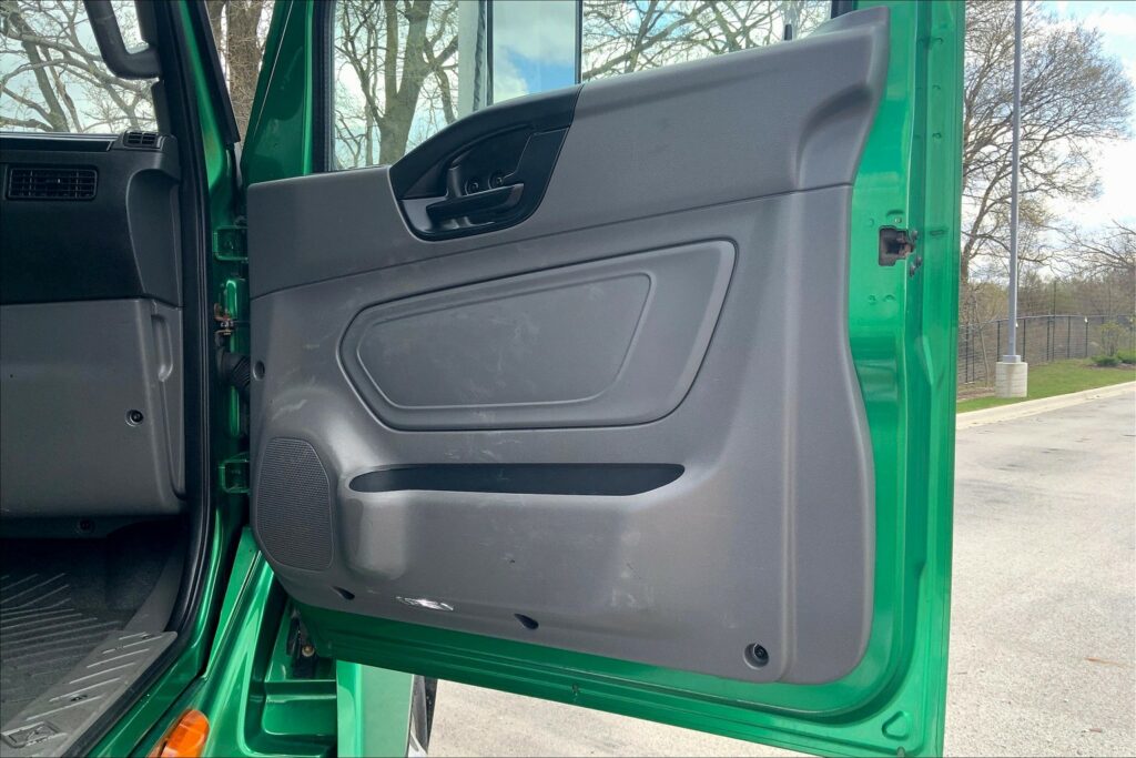 2020 INT LT625 6×4 Day Cab