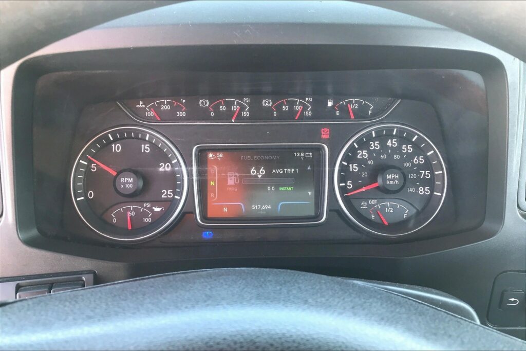 2020 INT LT625 6×4 Day Cab