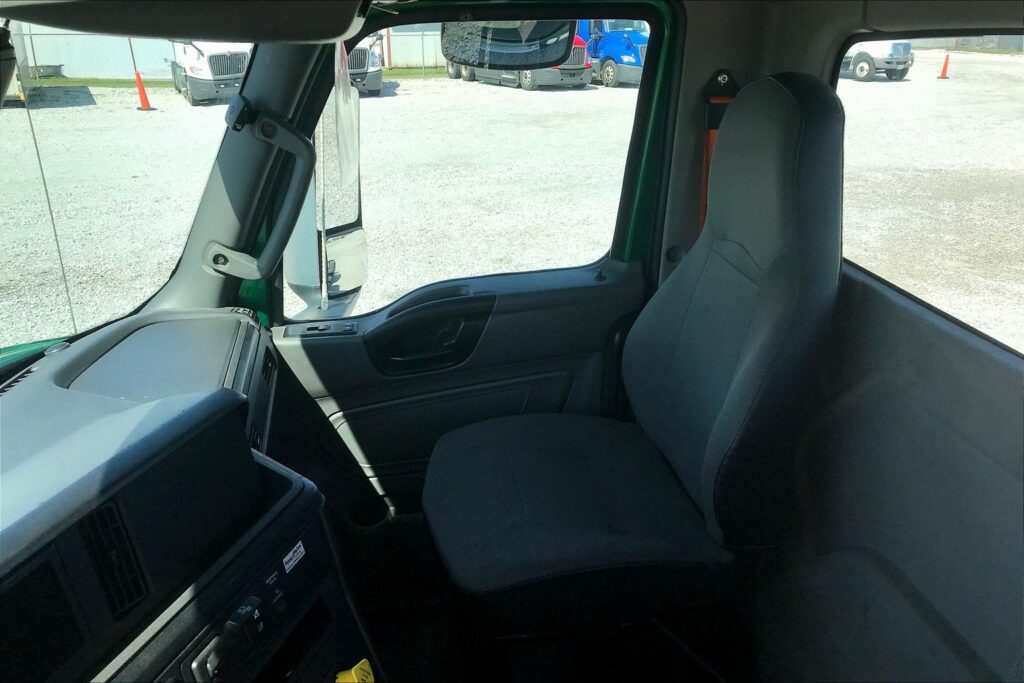 2020 INT LT625 6×4 Day Cab