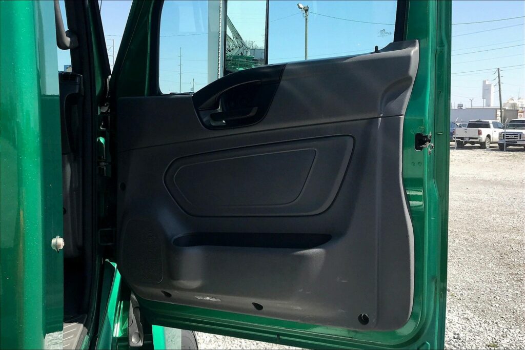 2020 INT LT625 6×4 Day Cab