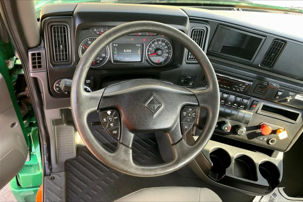 2020 INT LT625 6×4 Day Cab