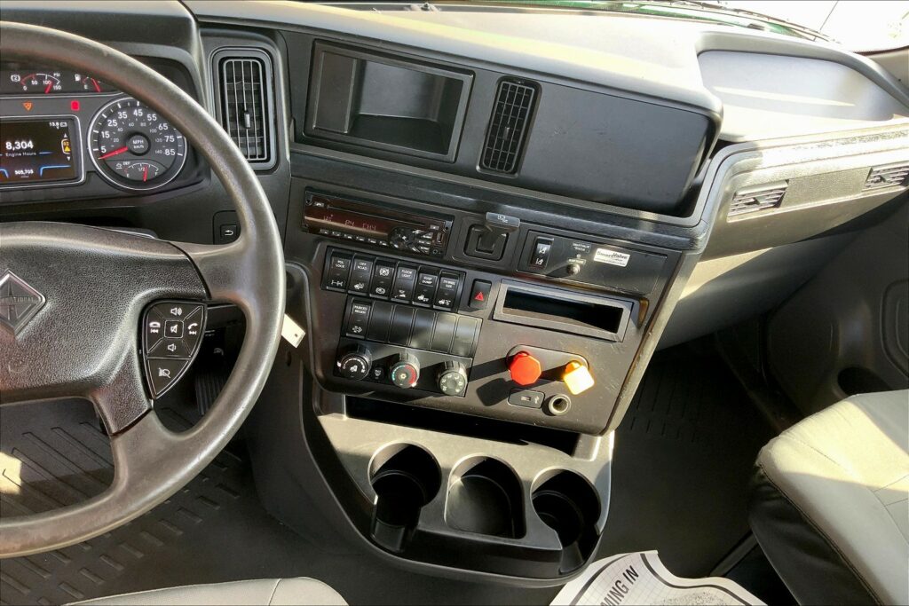 2020 INT LT625 6×4 Day Cab