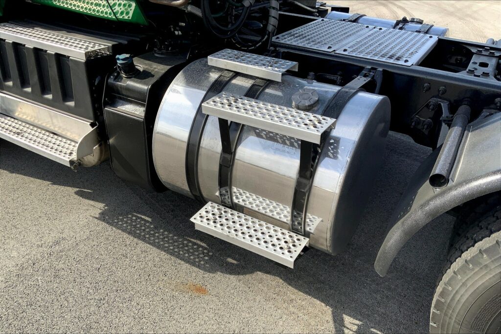 2020 INT LT625 6×4 Day Cab