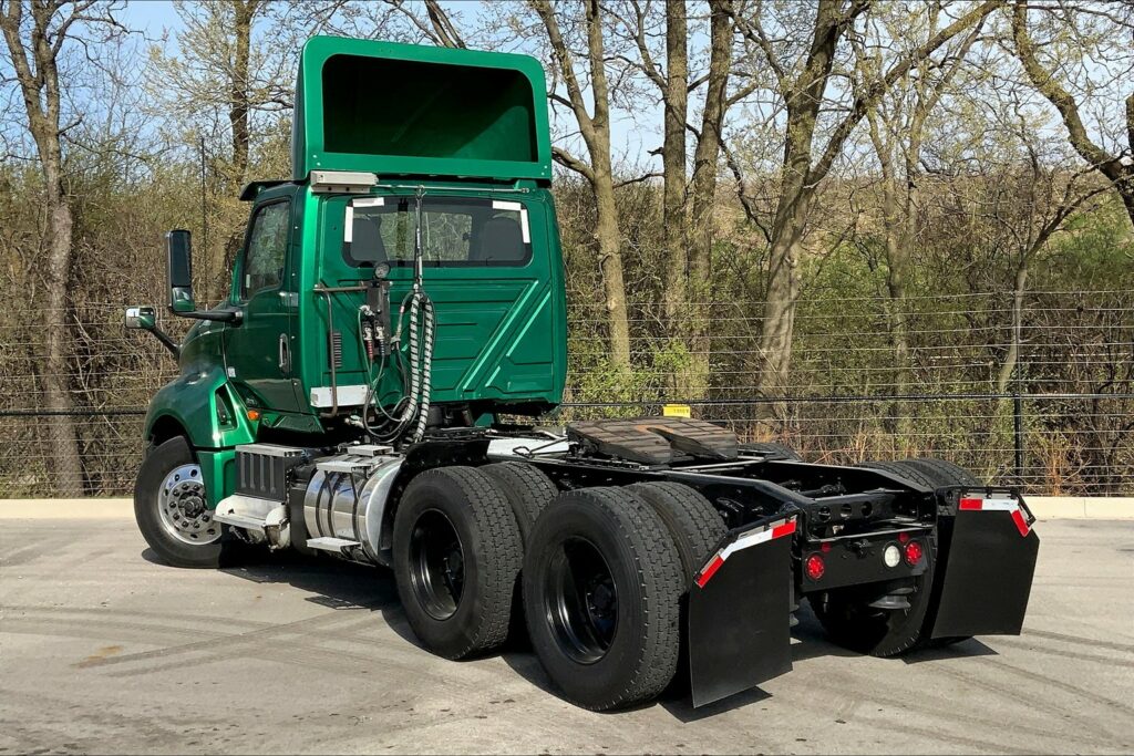 2020 INT LT625 6×4 Day Cab