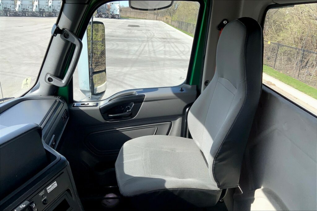 2020 INT LT625 6×4 Day Cab