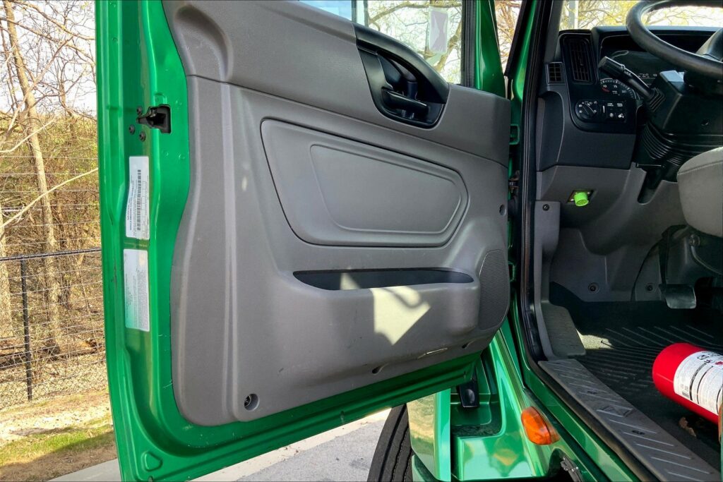 2020 INT LT625 6×4 Day Cab