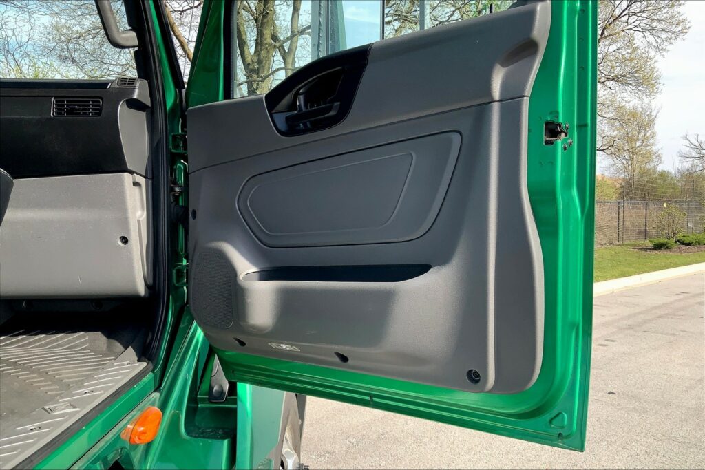 2020 INT LT625 6×4 Day Cab