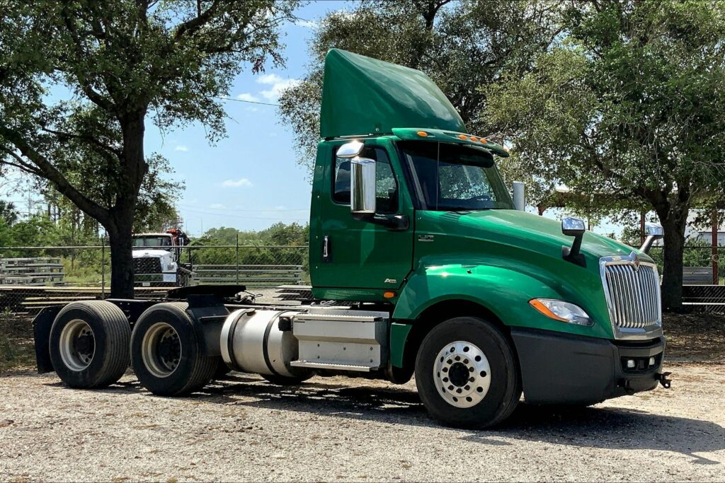 2020 INT LT625 6×4 Day Cab