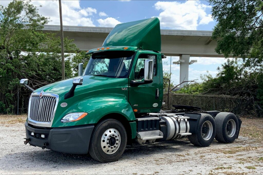 2020 INT LT625 6×4 Day Cab