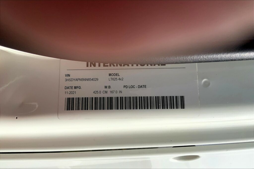 2022 CUM LT625 4×2 Day Cab