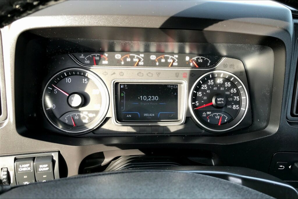 2020 CUM LT625 6×4 Day Cab