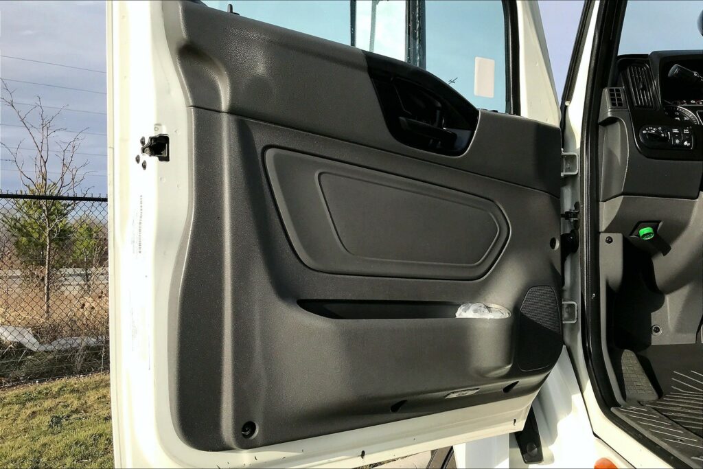 2020 CUM LT625 6×4 Day Cab