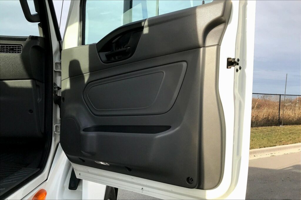 2020 CUM LT625 6×4 Day Cab