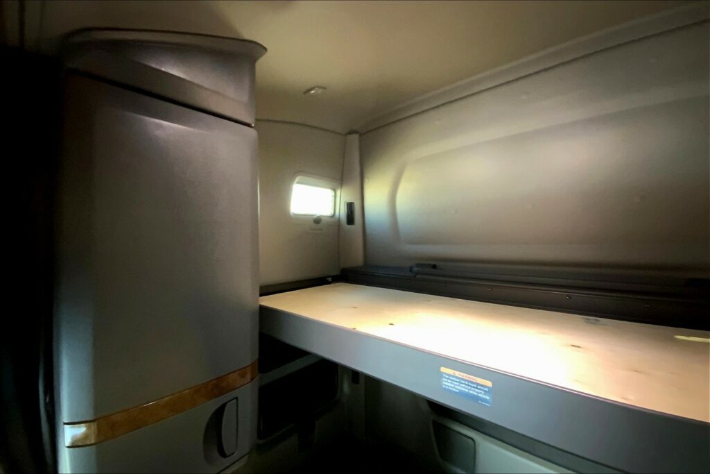 2021 CUM LT625 6×4 Sleeper