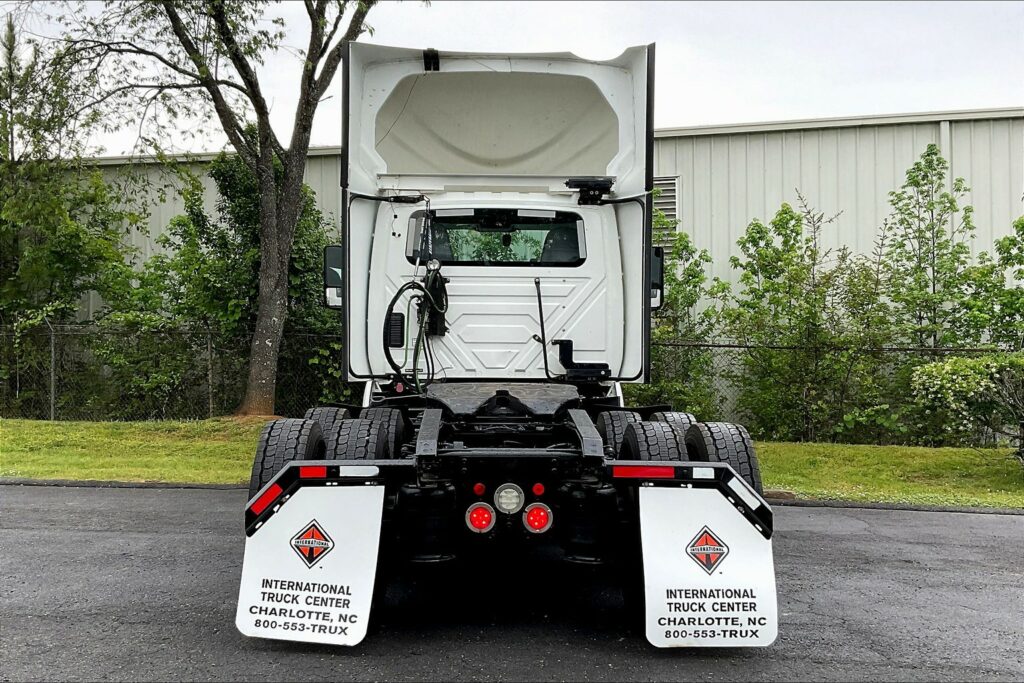 2021 CUM LT625 6×4 Day Cab