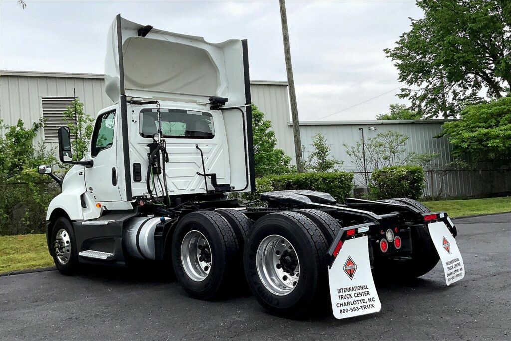 2021 CUM LT625 6×4 Day Cab