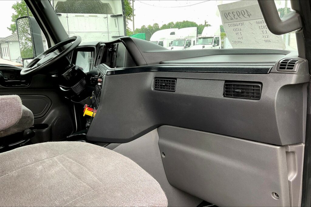 2021 CUM LT625 6×4 Day Cab