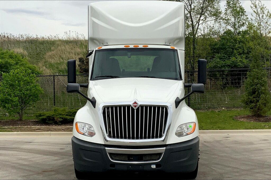 2019 CUM LT625 6×4 Day Cab