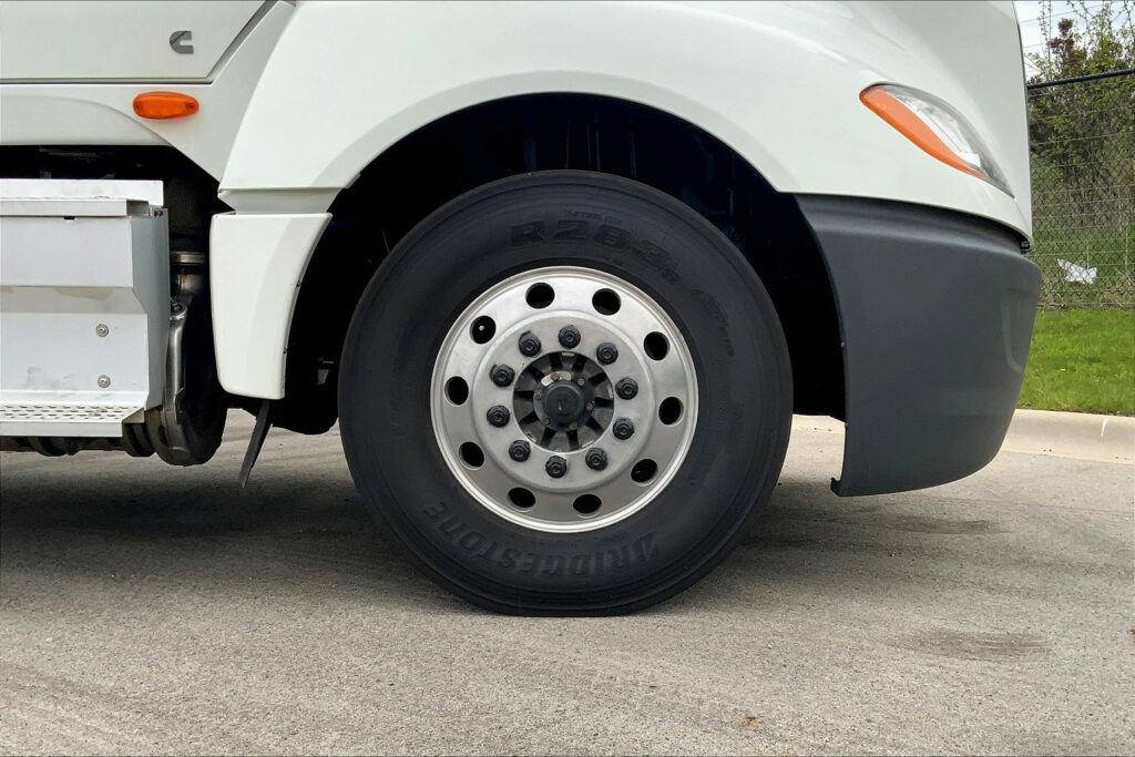 2019 CUM LT625 6×4 Day Cab