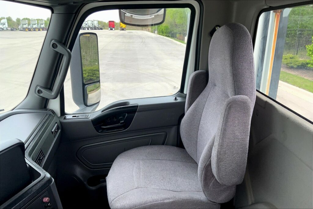 2019 CUM LT625 6×4 Day Cab