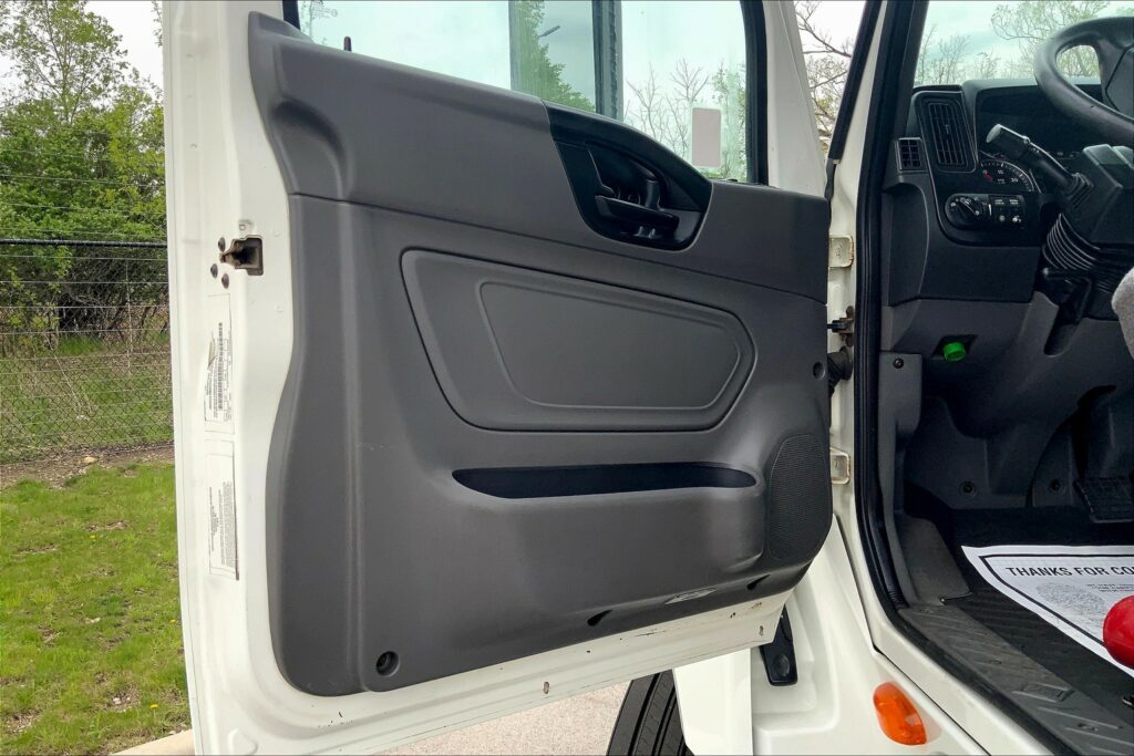 2019 CUM LT625 6×4 Day Cab