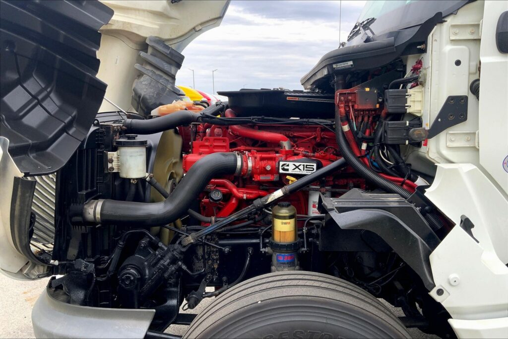 2019 CUM LT625 6×4 Day Cab