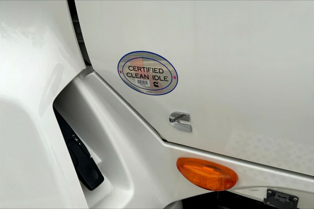 2019 CUM LT625 6×4 Day Cab