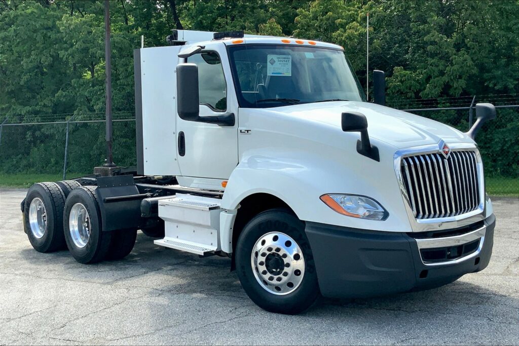 2019 CUM LT625 6×4 Day Cab