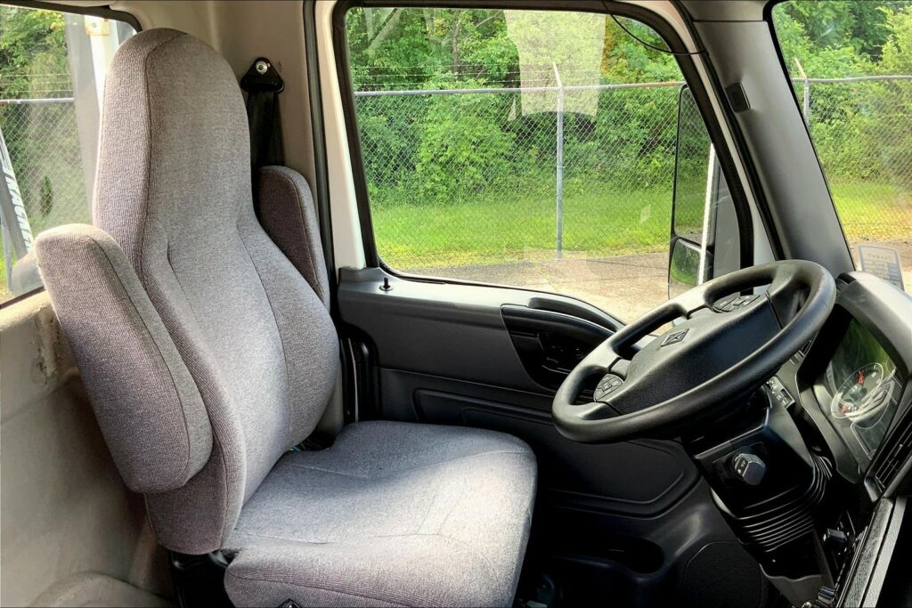 2019 CUM LT625 6×4 Day Cab