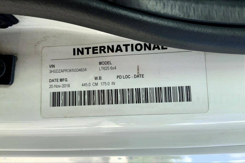 2019 CUM LT625 6×4 Day Cab