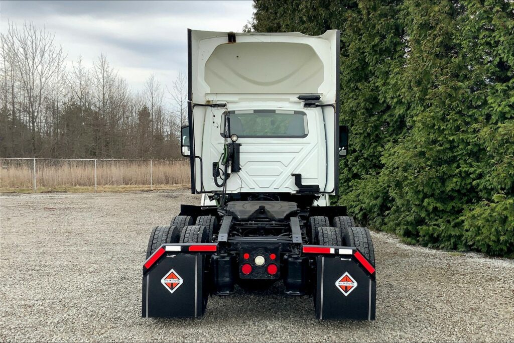 2019 CUM LT625 6×4 Day Cab