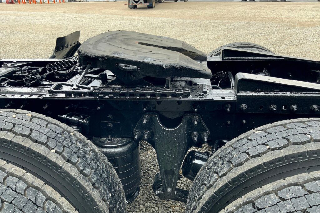 2019 CUM LT625 6×4 Day Cab