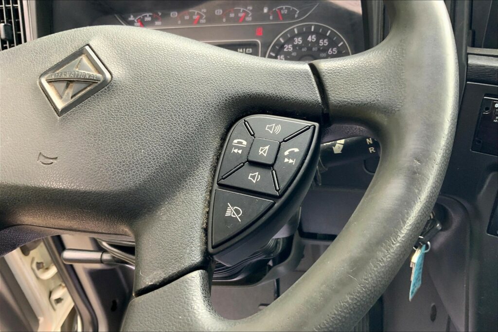 2019 CUM LT625 6×4 Day Cab