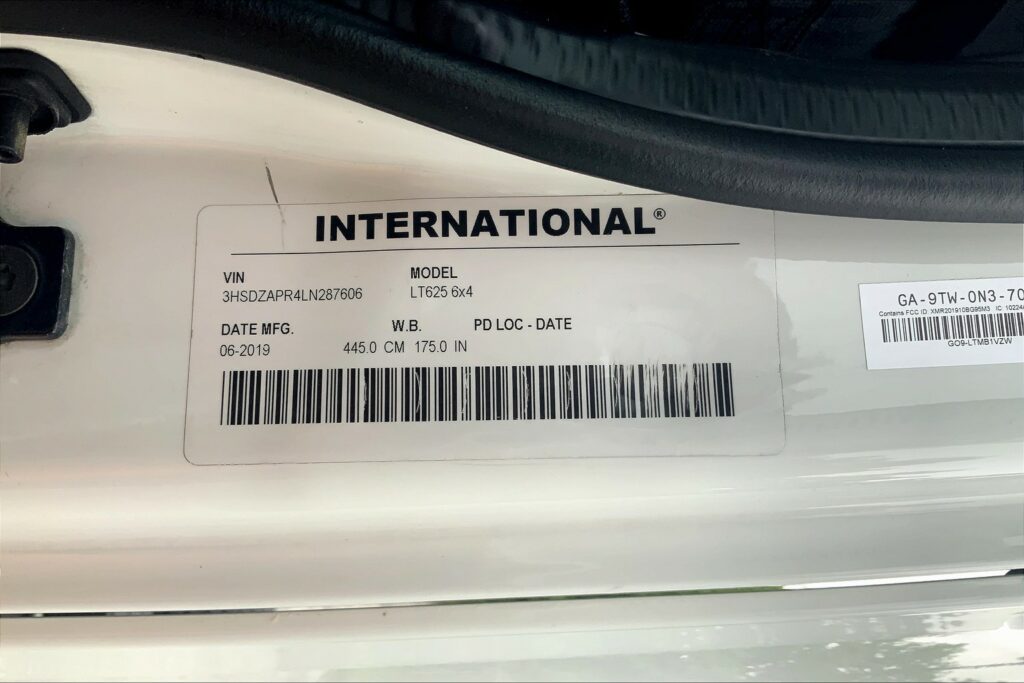 2020 CUM LT625 6×4 Day Cab