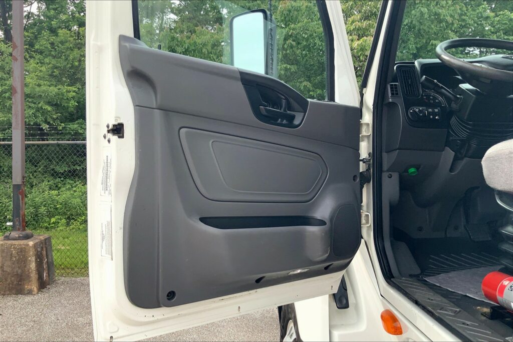 2020 CUM LT625 6×4 Day Cab