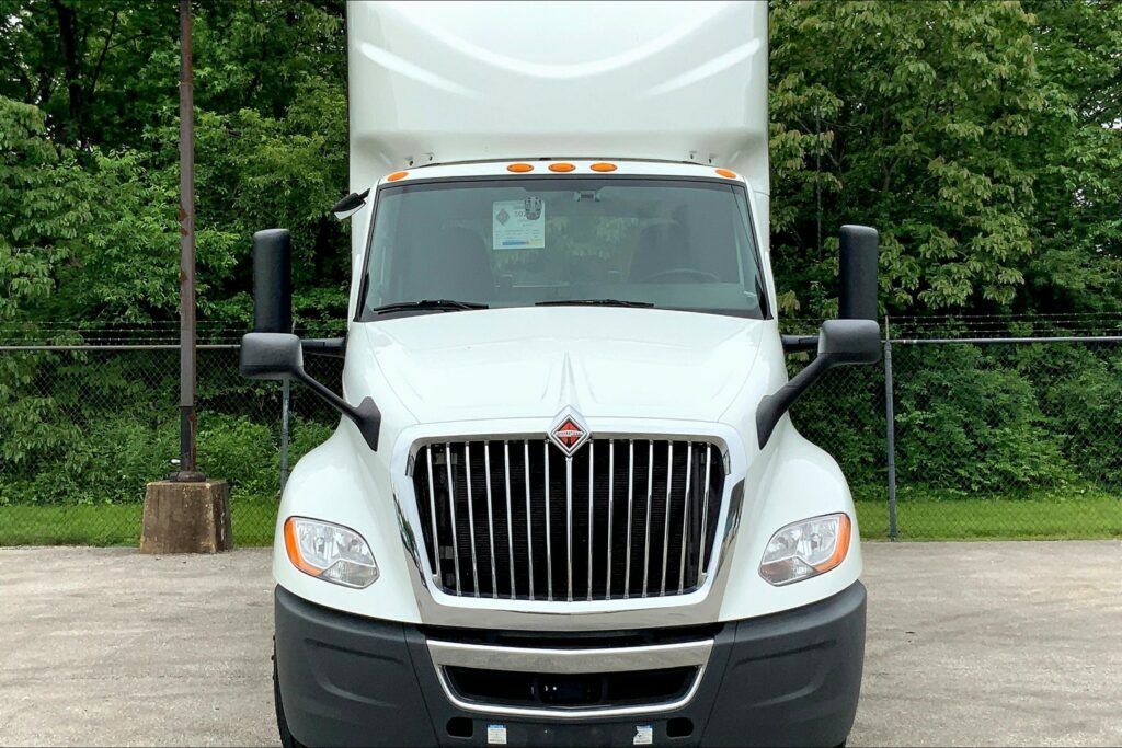 2020 CUM LT625 6×4 Day Cab