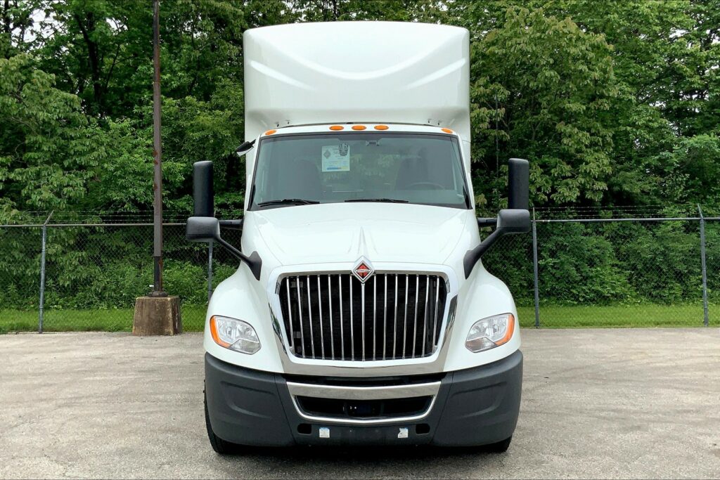 2020 CUM LT625 6×4 Day Cab