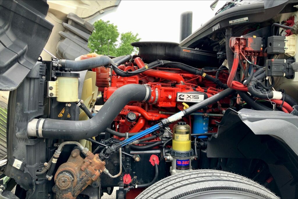 2020 CUM LT625 6×4 Day Cab