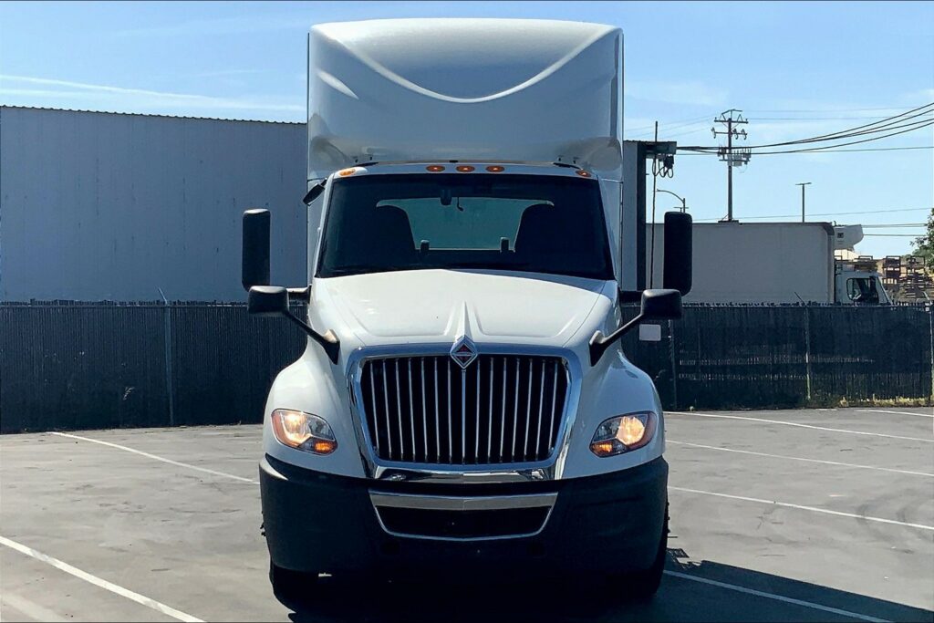 2020 CUM LT625 6×4 Day Cab