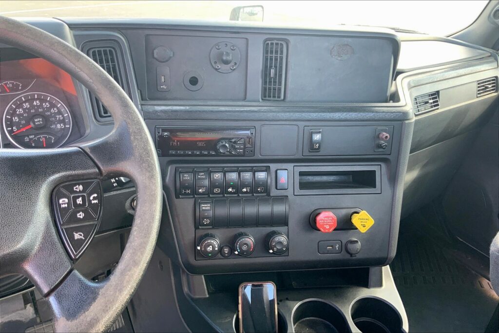 2020 CUM LT625 6×4 Day Cab