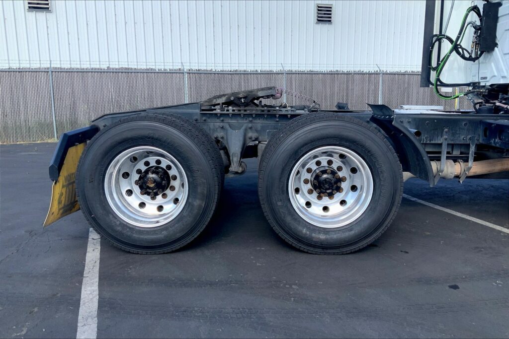 2020 CUM LT625 6×4 Day Cab