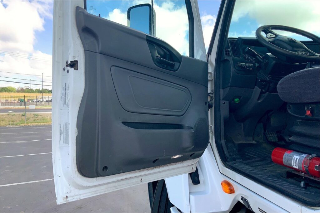 2020 CUM LT625 6×4 Day Cab