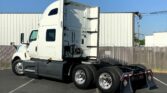 2021 CUM LT625 6×4 Sleeper