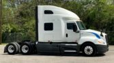 2021 CUM LT625 6×4 Sleeper