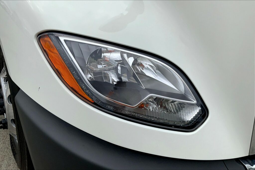 2022 CUM LT625 6×4 Sleeper