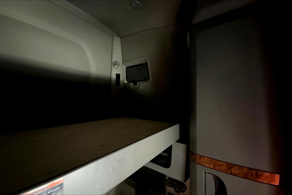 2021 CUM LT625 6×4 Sleeper